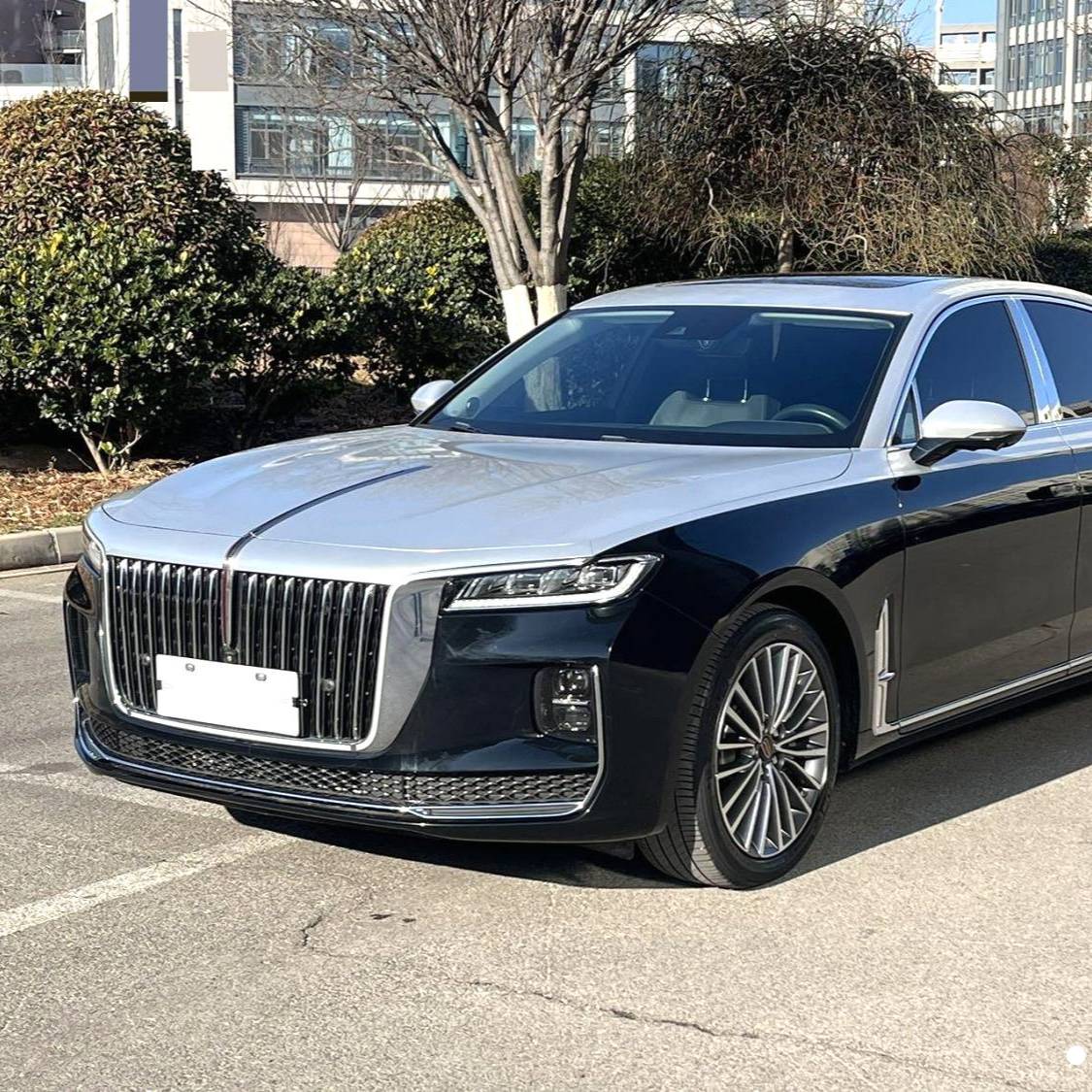 Hong Qi  2023 H9 48V 2.0T Intelligent Connection Flag Enjoyment Edition Automatic Transmission Used Car
