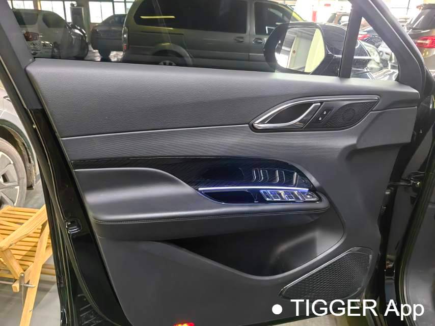 used Hong Qi  2024 HS3 PHEV 1.5T 115km Power Edition Automatic Transmission