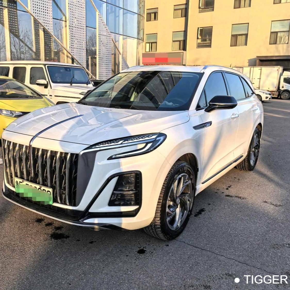 Hong Qi 2024 HS3 PHEV 1.5T 115km Power Edition Automatic Transmission سيارة مستعملة