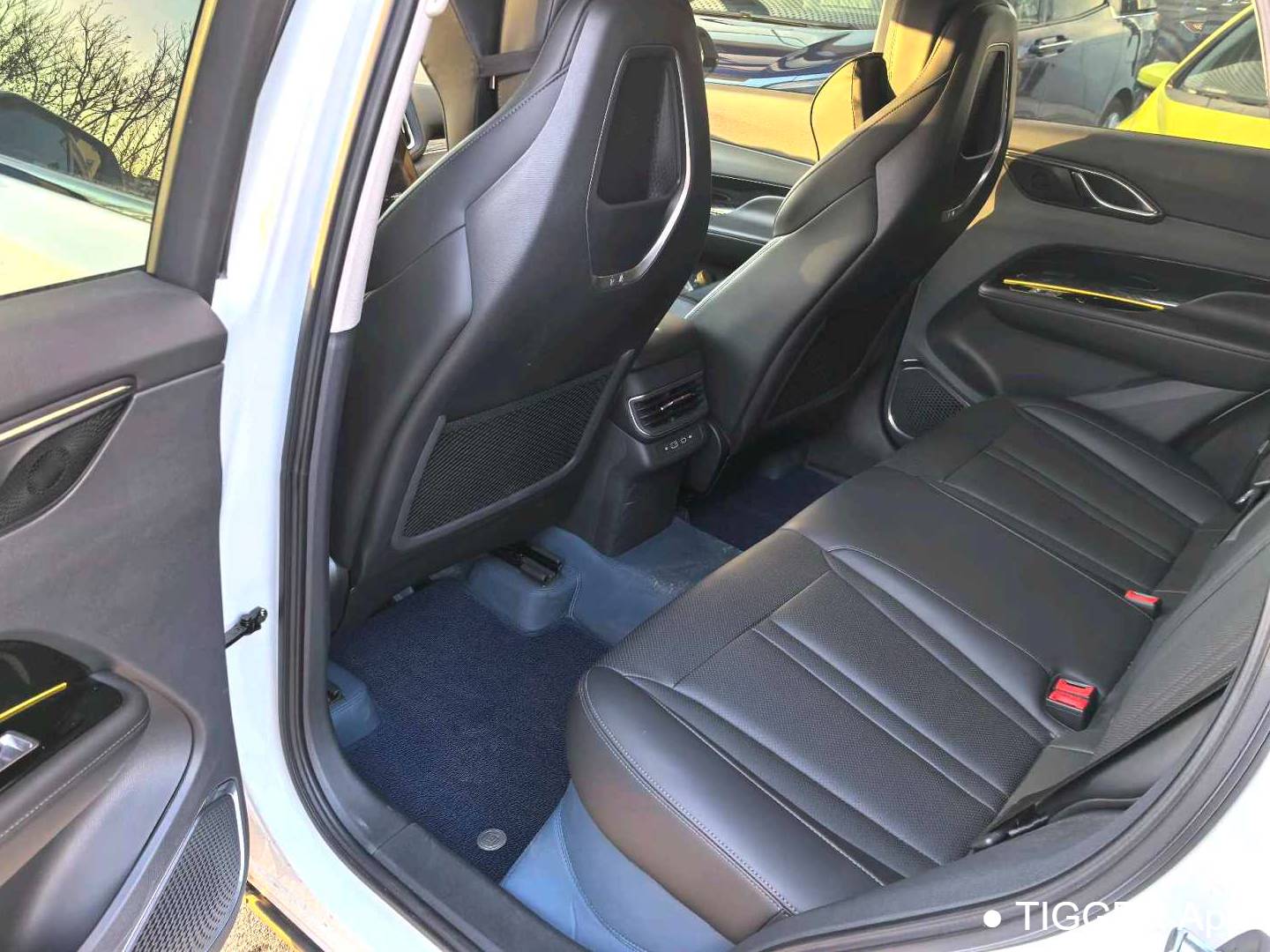 Hong Qi 2024 HS3 PHEV 1.5T 115km Power Edition Automatic Transmission