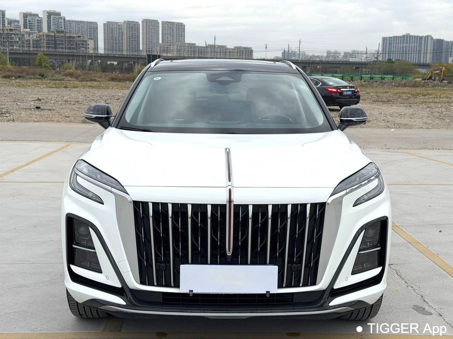 used Hong Qi 2023 HS3 2.0T four-wheel drive with automatic transmission