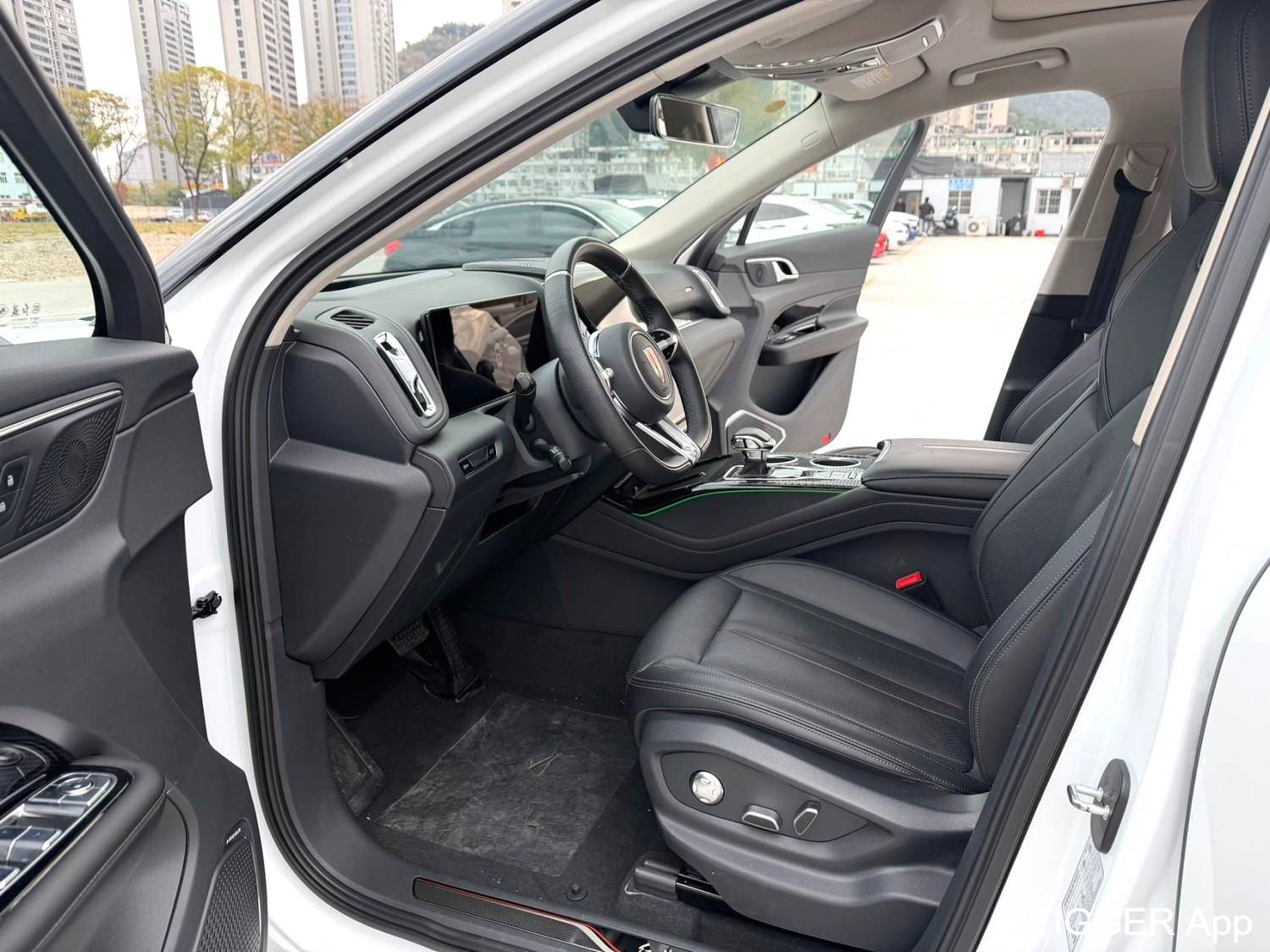 used Hong Qi 2023 HS3 2.0T four-wheel drive with automatic transmission