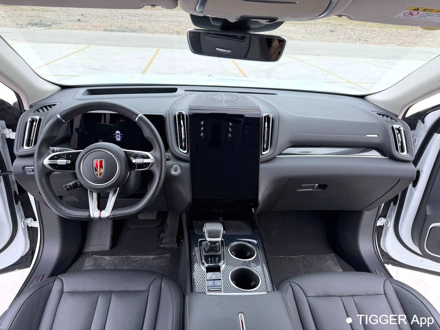 used Hong Qi 2023 HS3 2.0T four-wheel drive with automatic transmission