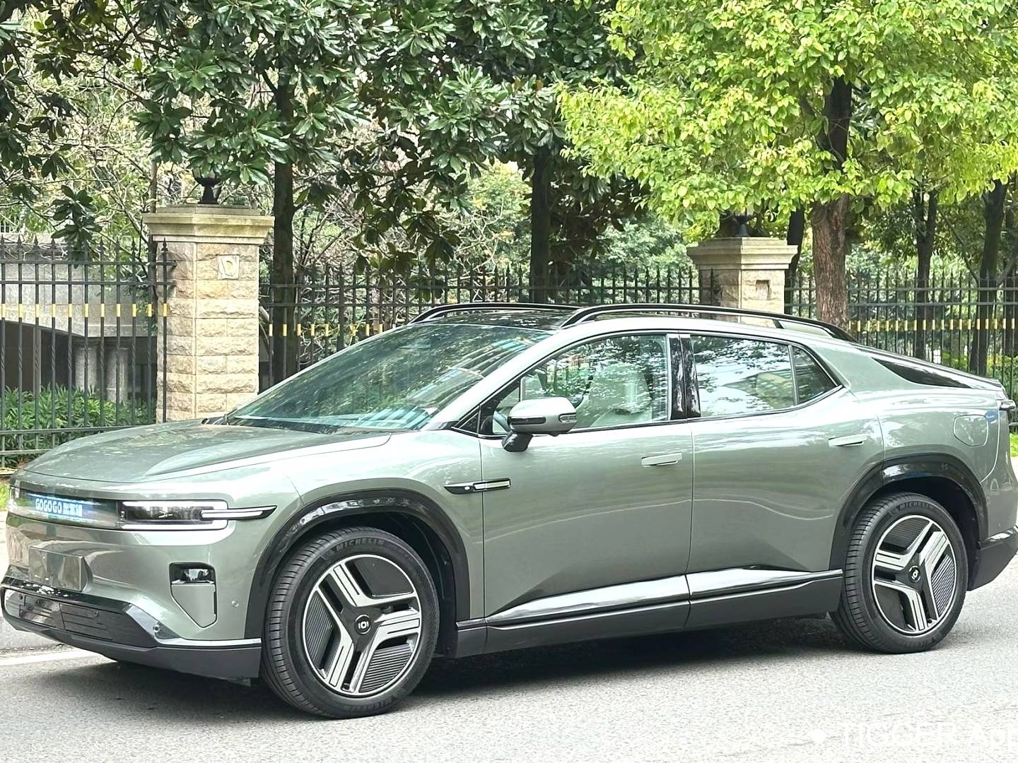 Qiyuan 2025 E07 4WD 90kWh Ultra high-performance version automatic transmission