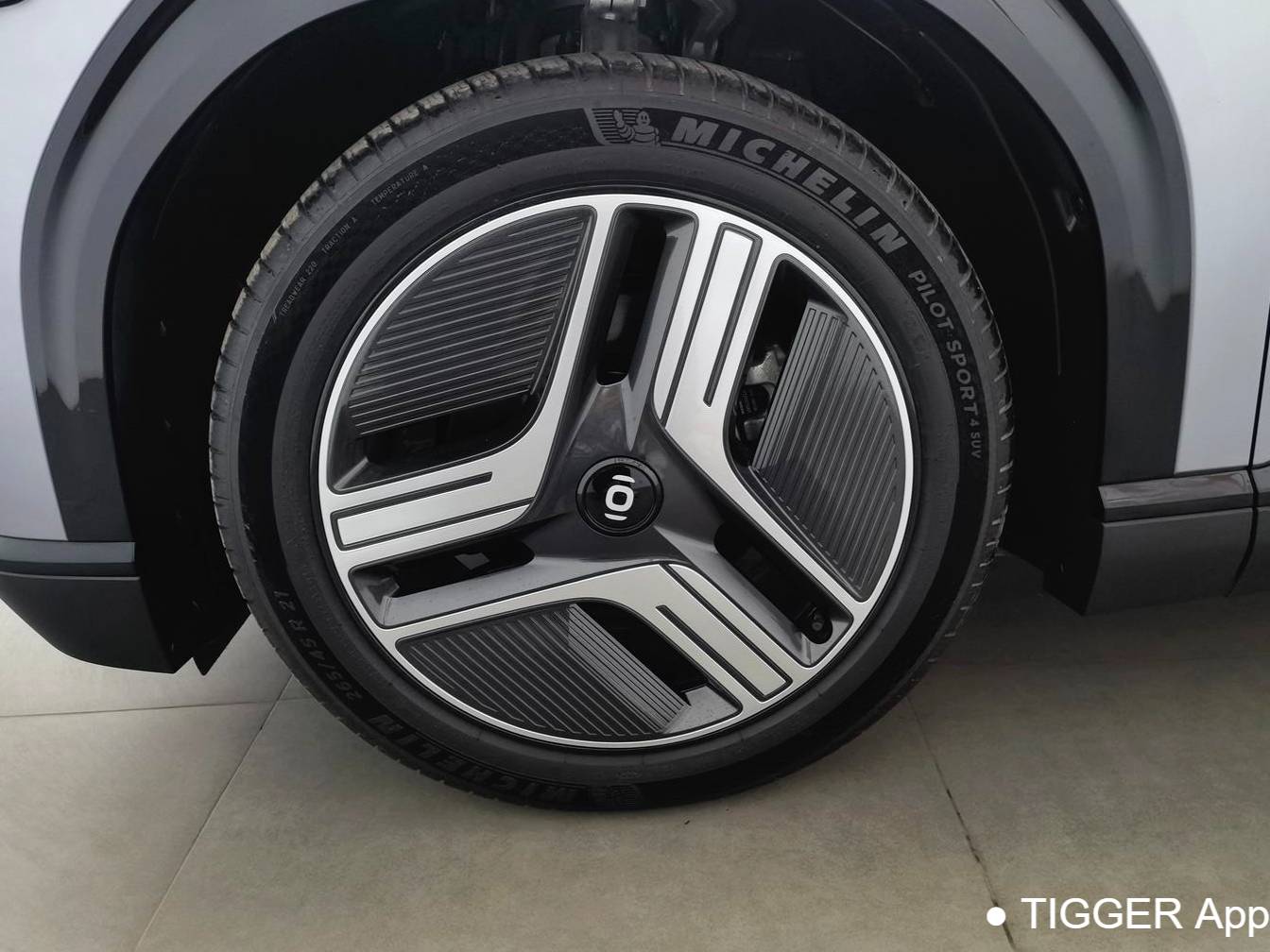 Qiyuan 2025 E07 4WD 90kWh Max intelligent driving version automatic transmission