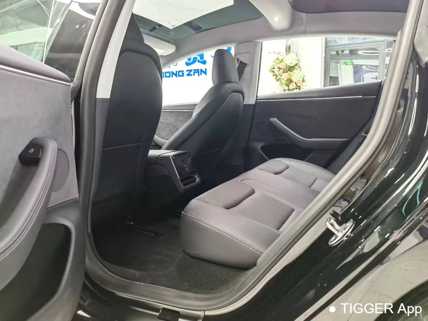 TESLA 2025 Model 3 Long Range All Wheel Drive Automatic Transmission