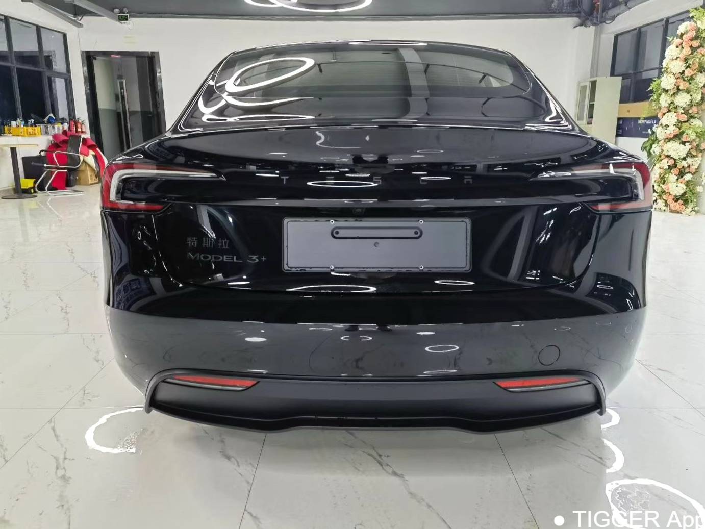TESLA 2025 Model 3 Long Range All Wheel Drive Automatic Transmission