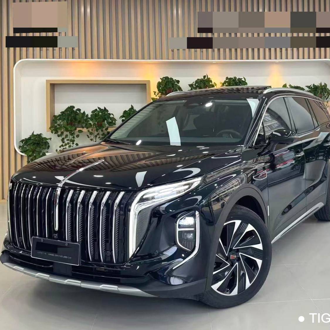Hong Qi 2024 HS7 PHEV 2.0T four-wheel drive Qichang Edition 6-seater automatic transmission سيارة مستعملة