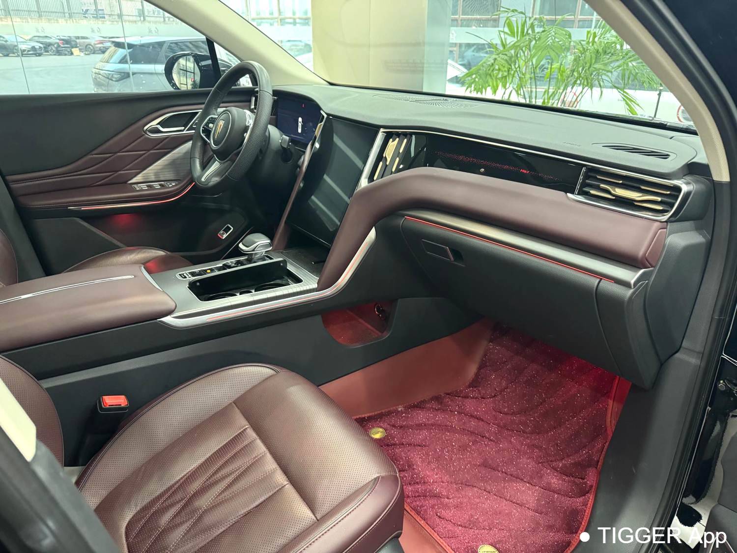 used Hong Qi 2024 HS7 PHEV 2.0T four-wheel drive Qichang Edition 6-seater automatic transmission