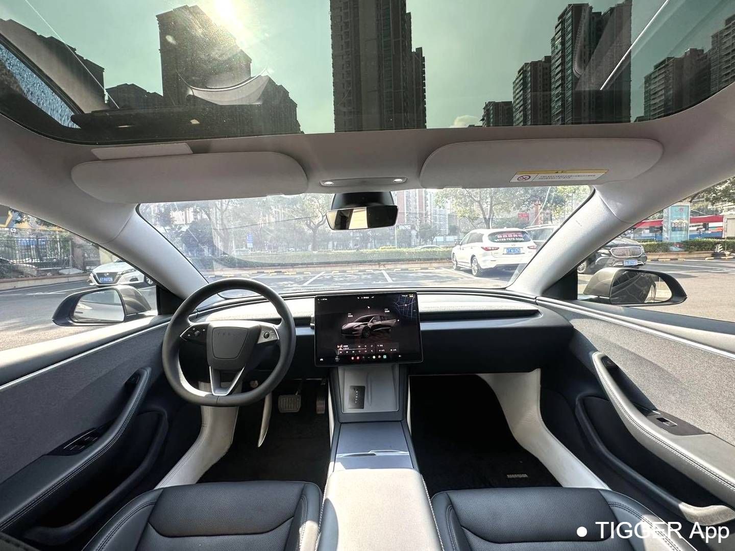 TESLA 2023 Model 3 refreshed with rear wheel drive automatic transmission