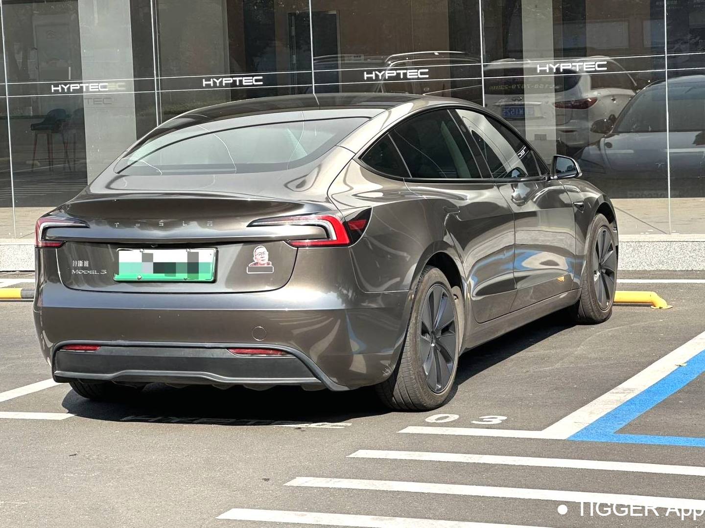 TESLA 2023 Model 3 refreshed with rear wheel drive automatic transmission