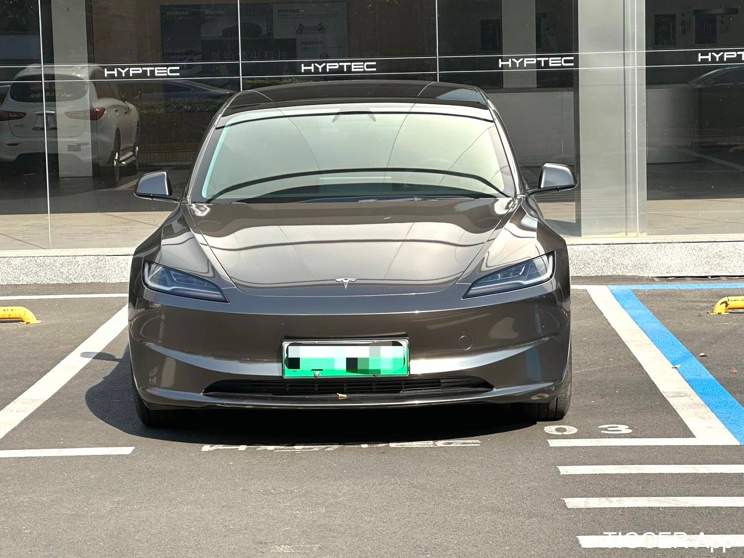 TESLA 2023 Model 3 refreshed with rear wheel drive automatic transmission