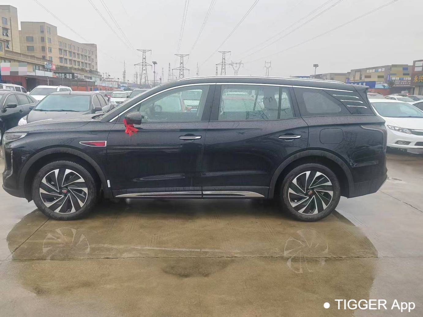 Hong Qi 2024 HS7 PHEV 2.0T 2WD Flagship Edition 6-seater automatic transmission