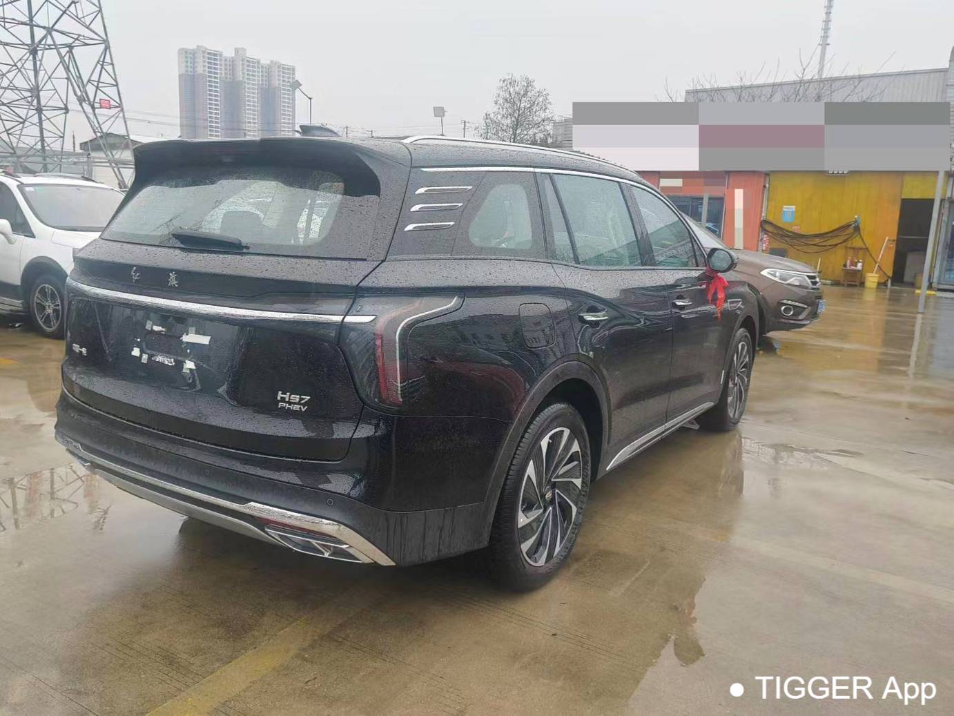 Hong Qi 2024 HS7 PHEV 2.0T 2WD Flagship Edition 6-seater automatic transmission