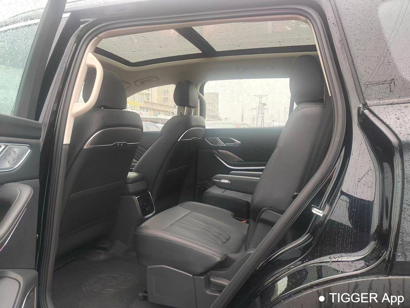 used Hong Qi 2024 HS7 PHEV 2.0T 2WD Flagship Edition 6-seater automatic transmission