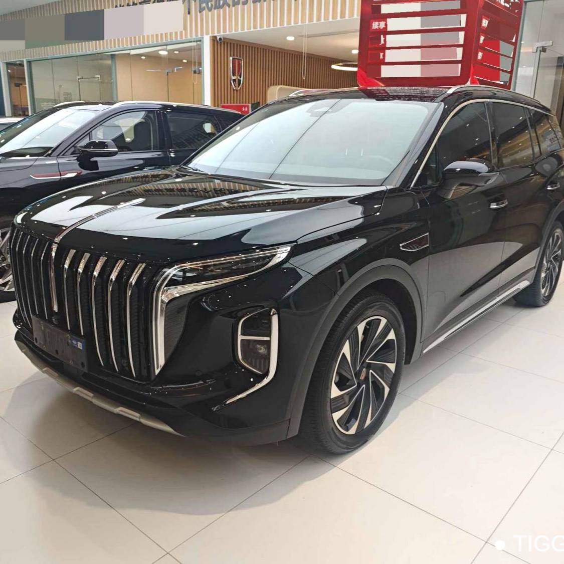 Hong Qi  2024 HS7 PHEV 2.0T four-wheel drive Qichang Edition 6-seater automatic transmission سيارة مستعملة