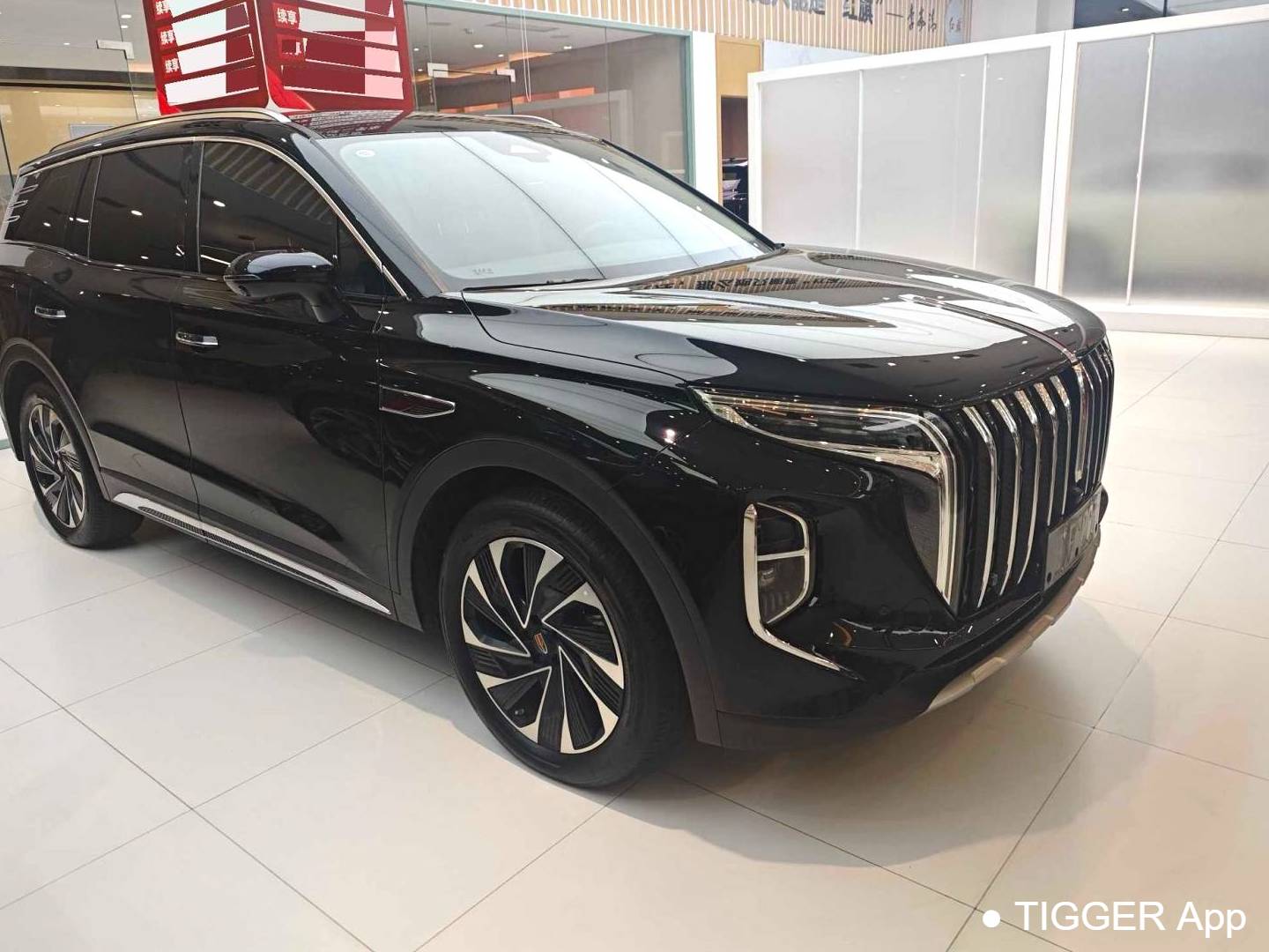 Hong Qi  2024 HS7 PHEV 2.0T four-wheel drive Qichang Edition 6-seater automatic transmission