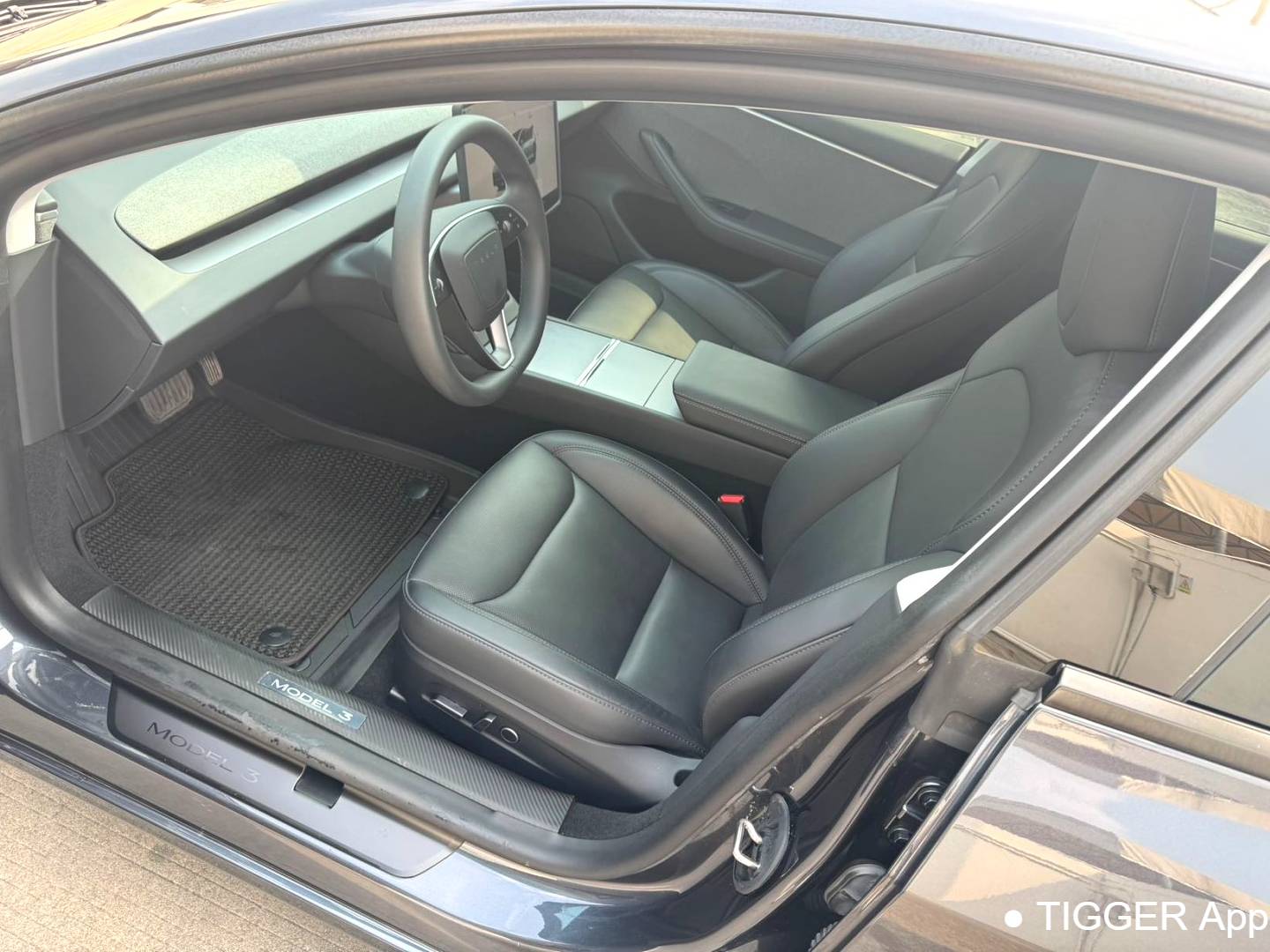 TESLA  2023 Model 3 refreshed with rear wheel drive automatic transmission