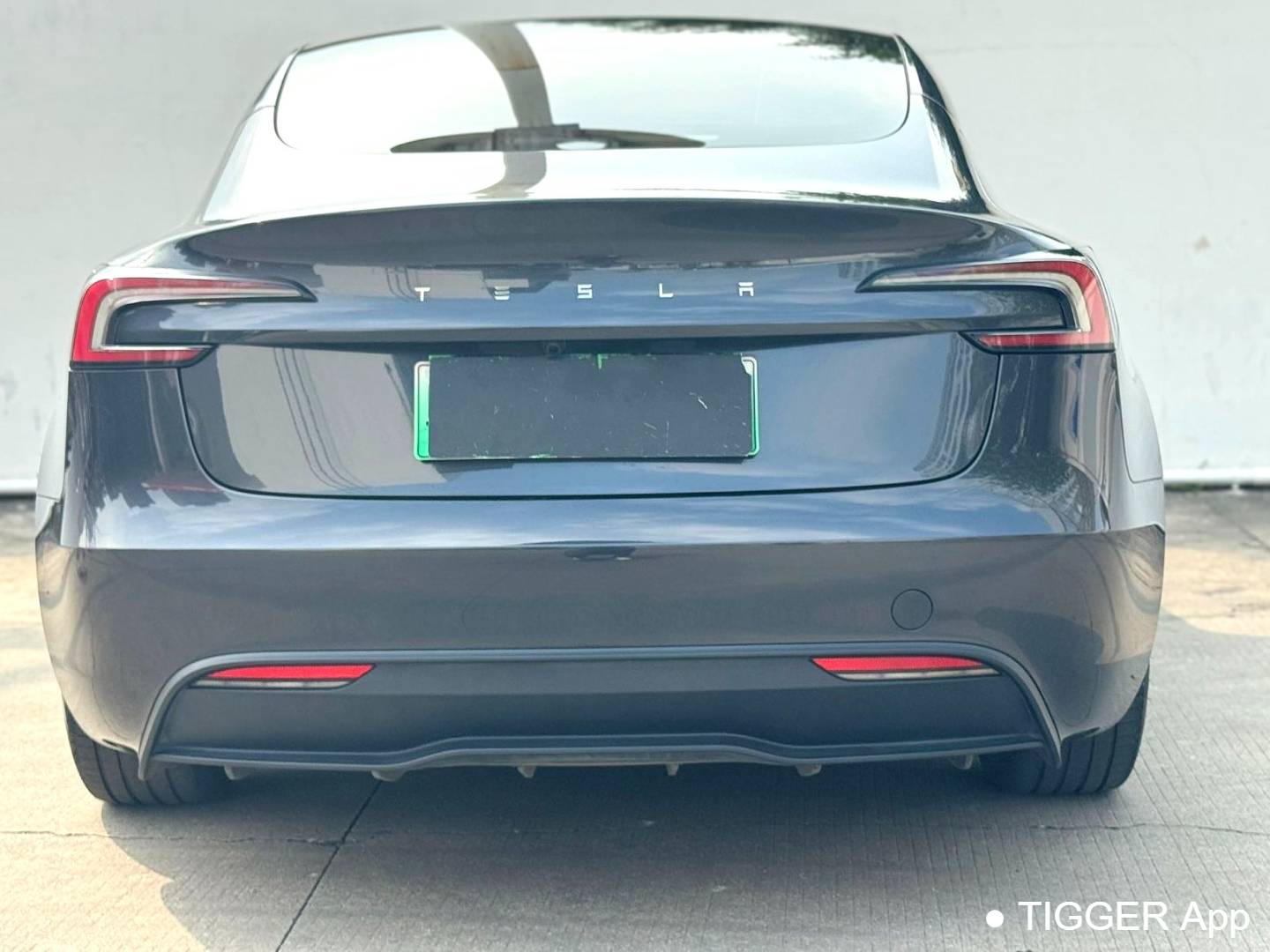 TESLA  2023 Model 3 refreshed with rear wheel drive automatic transmission