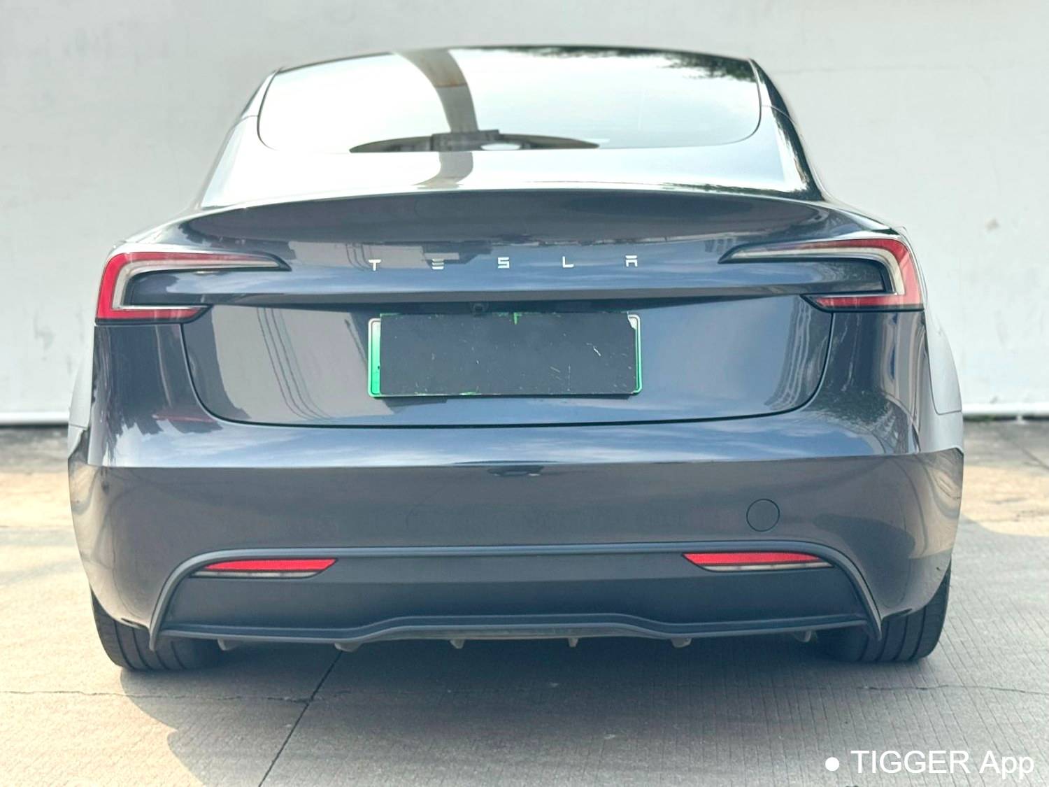 TESLA  2023 Model 3 refreshed with rear wheel drive automatic transmission