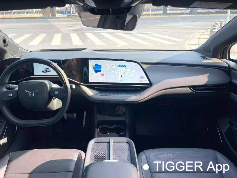 Hong Qi 2025 EH7 640 4WD Intelligent Selection Automatic Transmission