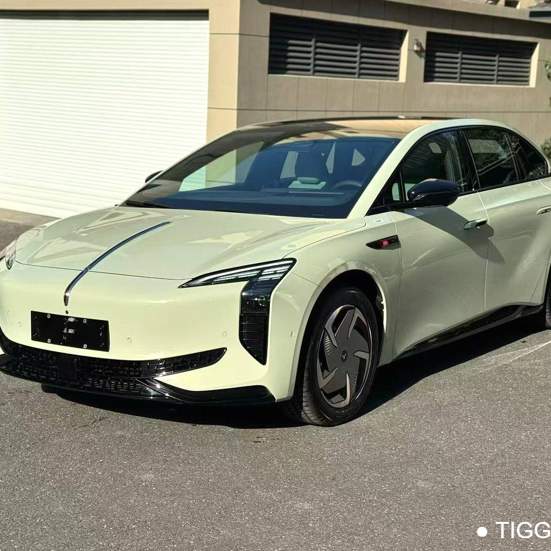 Hong Qi  2025 EH7 690 Intelligent Selection Automatic Transmission Used Car