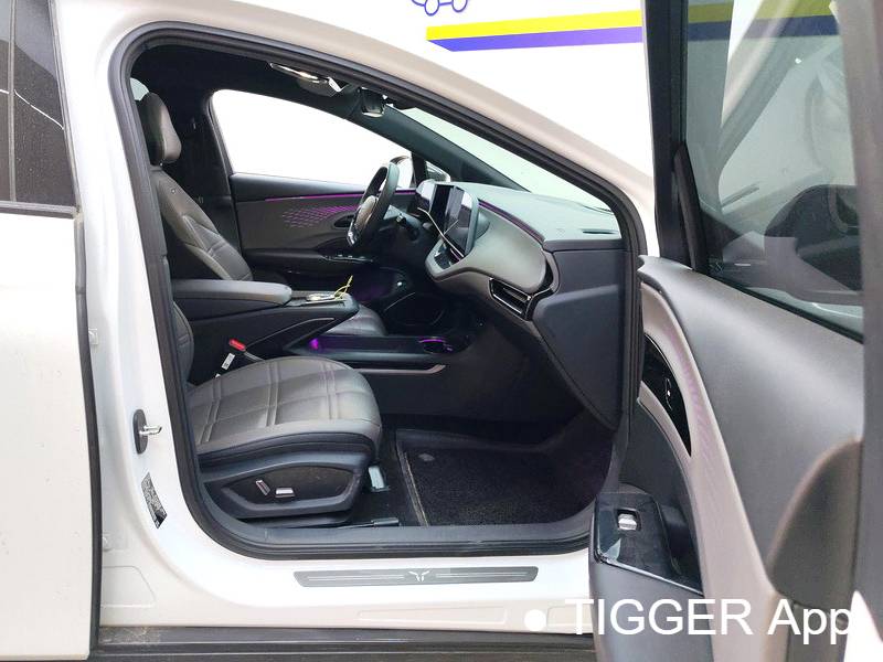 Hong Qi 2024 EH7 820 Pro Honor Edition Automatic Transmission