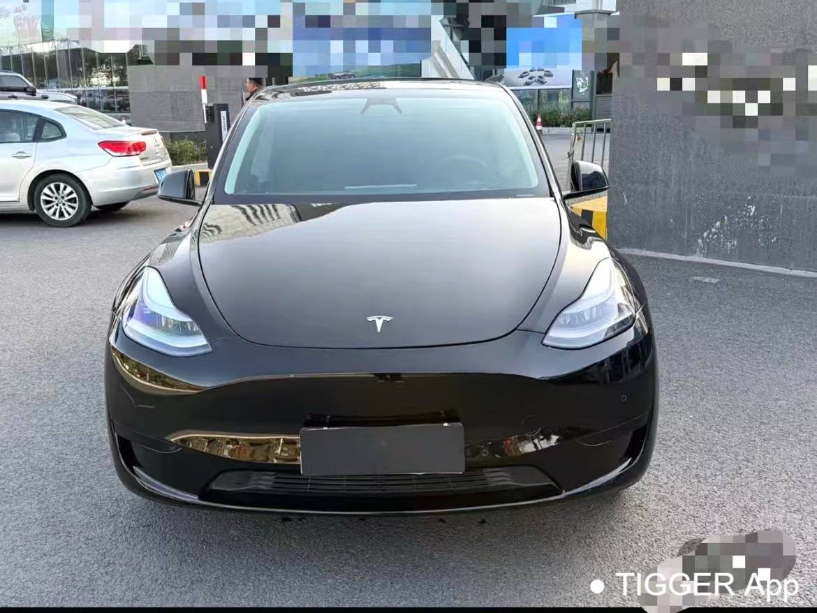TESLA 2023 Model Y with rear wheel drive automatic transmission