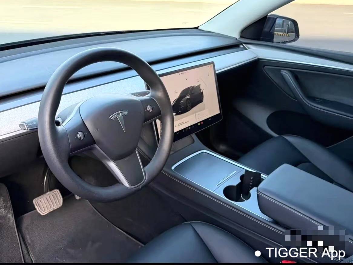 TESLA 2023 Model Y with rear wheel drive automatic transmission