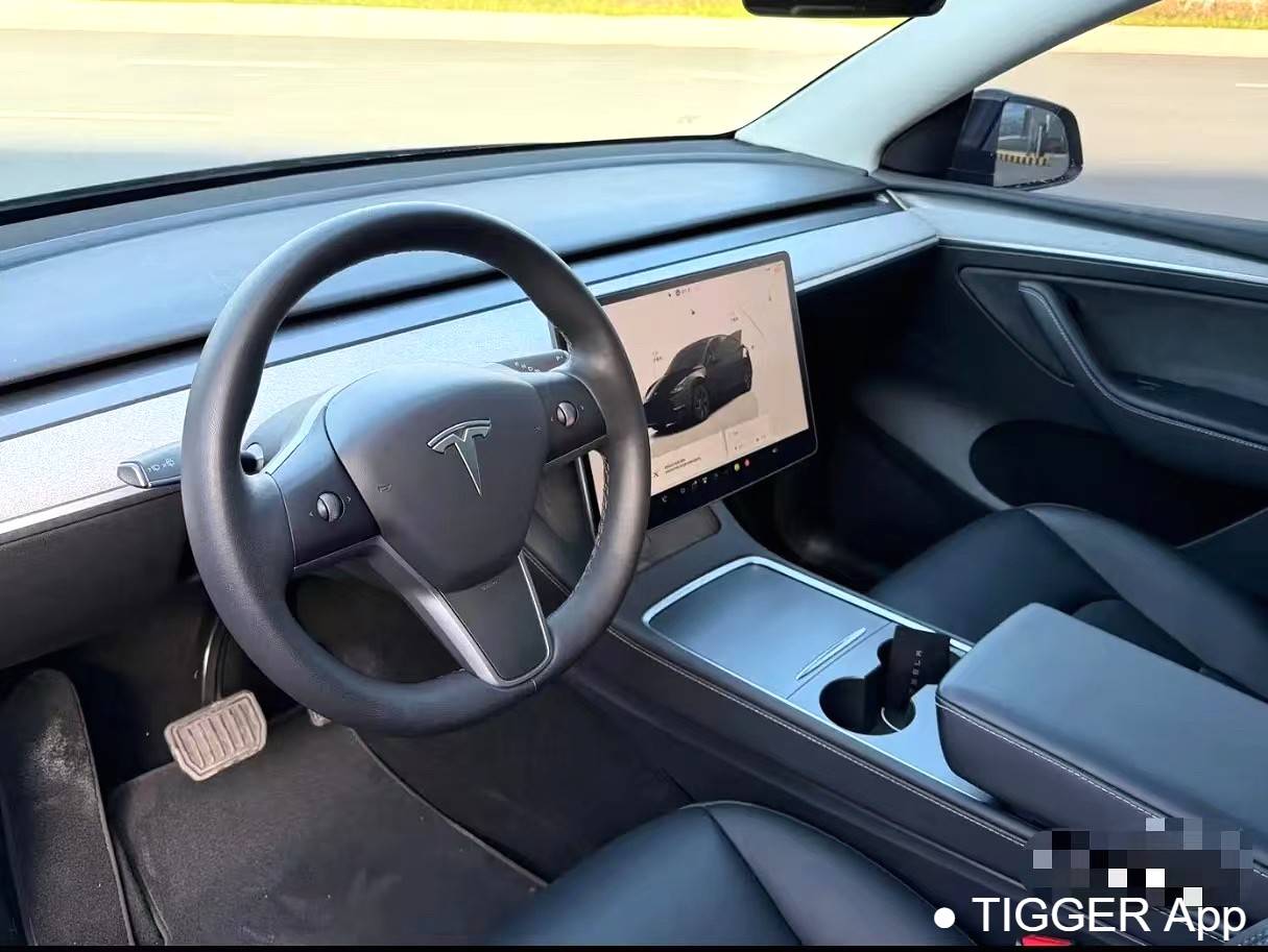 TESLA 2023 Model Y with rear wheel drive automatic transmission