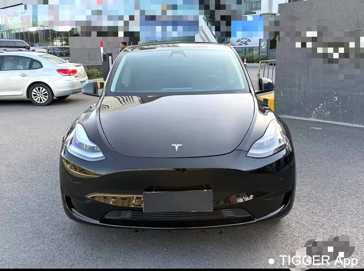 TESLA 2023 Model Y with rear wheel drive automatic transmission