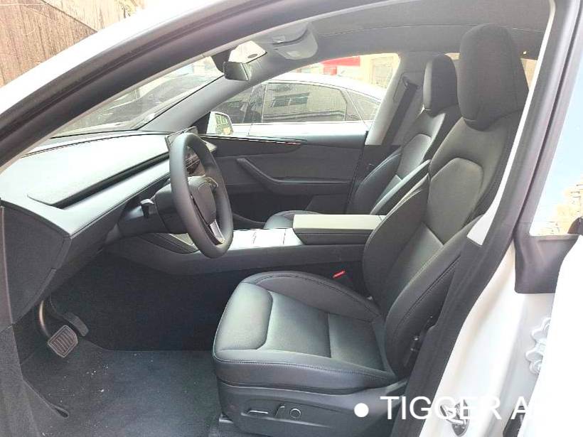 TESLA  2026 Model Y Long Range Rear Wheel Drive Automatic Transmission