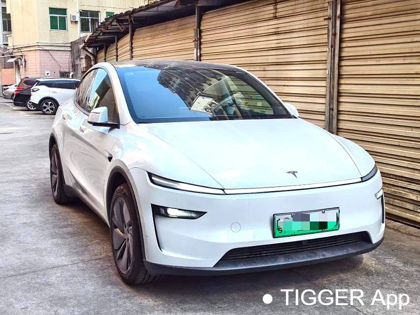 TESLA  2026 Model Y Long Range Rear Wheel Drive Automatic Transmission