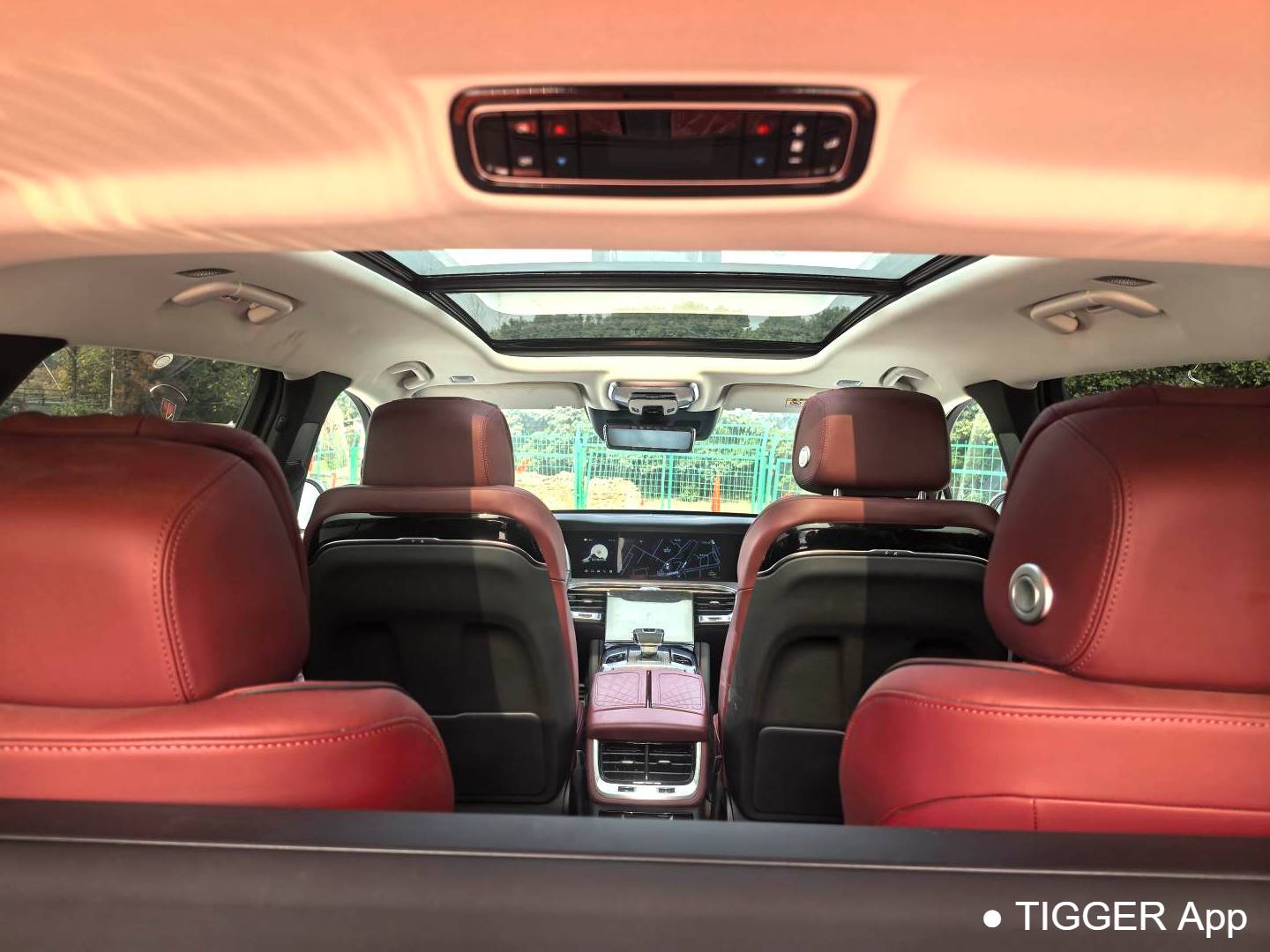 Hong Qi  2022 E-HS9 660km Qichang Edition 6-seater automatic transmission