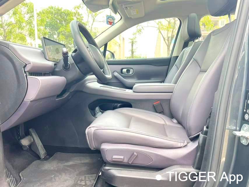 LEAP 2024 C10 210 Intelligent Driving Edition Automatic Transmission