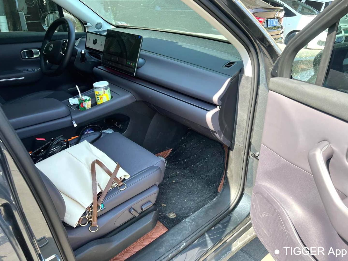 LEAP 2024 C10 210 Intelligent Edition Automatic Transmission