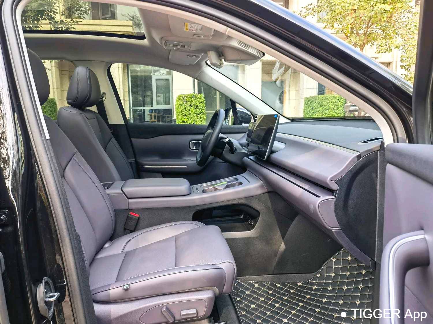 LEAP 2024 C10 530 Intelligent Edition Automatic Transmission