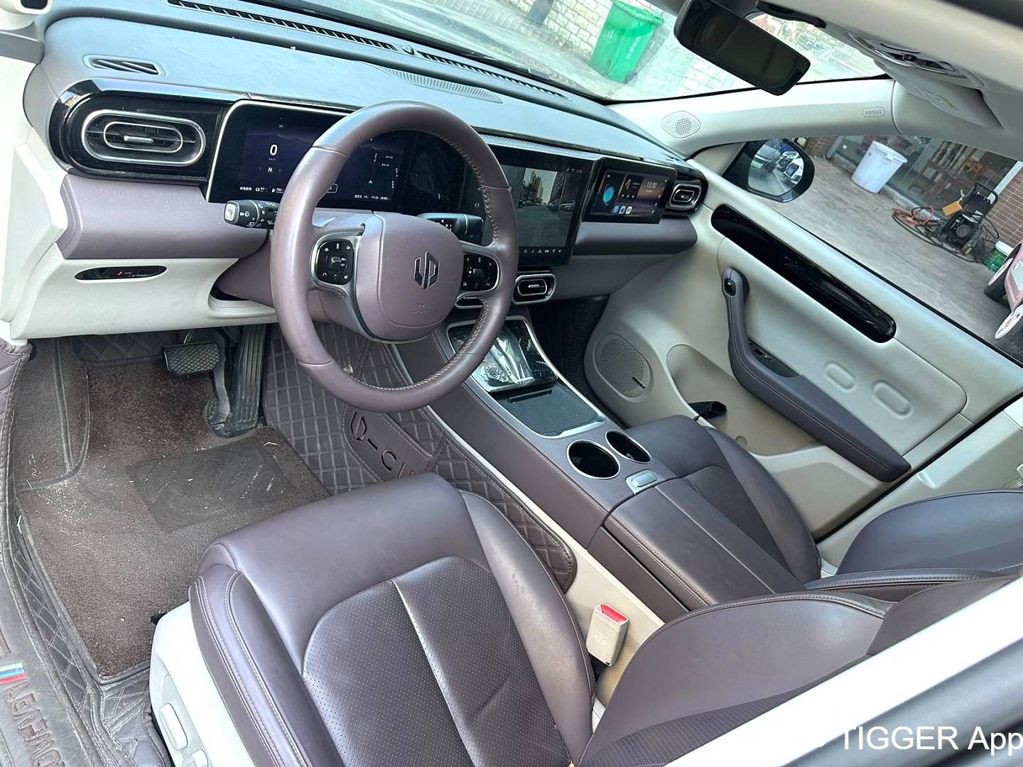 LEAP 2023 C11 300 Comfort Edition Automatic Transmission