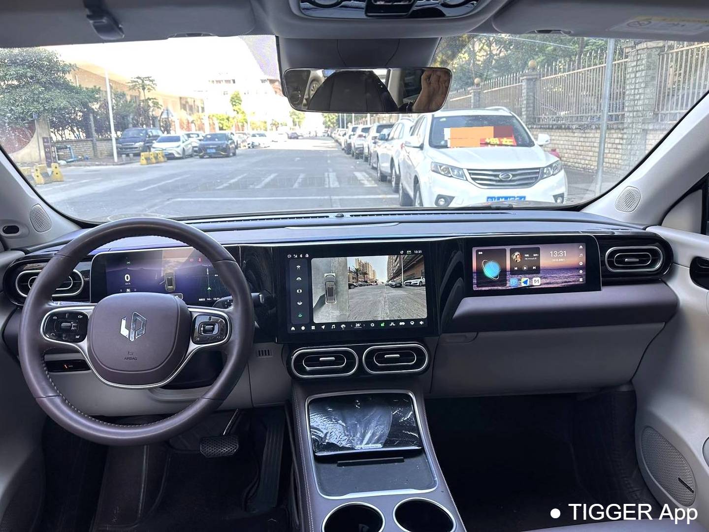 LEAP 2023 C11 300 Comfort Edition Automatic Transmission