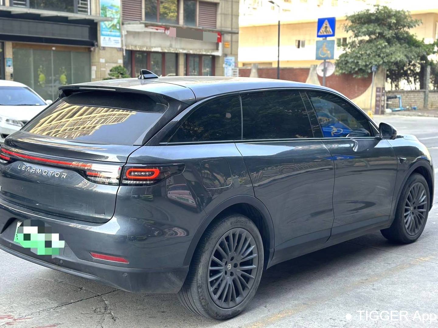 LEAP 2023 C11 300 Comfort Edition Automatic Transmission