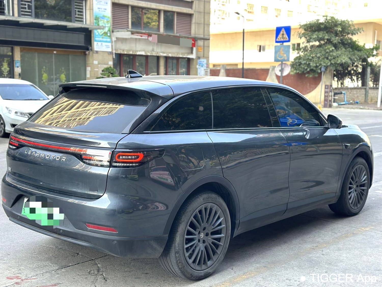 LEAP 2023 C11 300 Comfort Edition Automatic Transmission