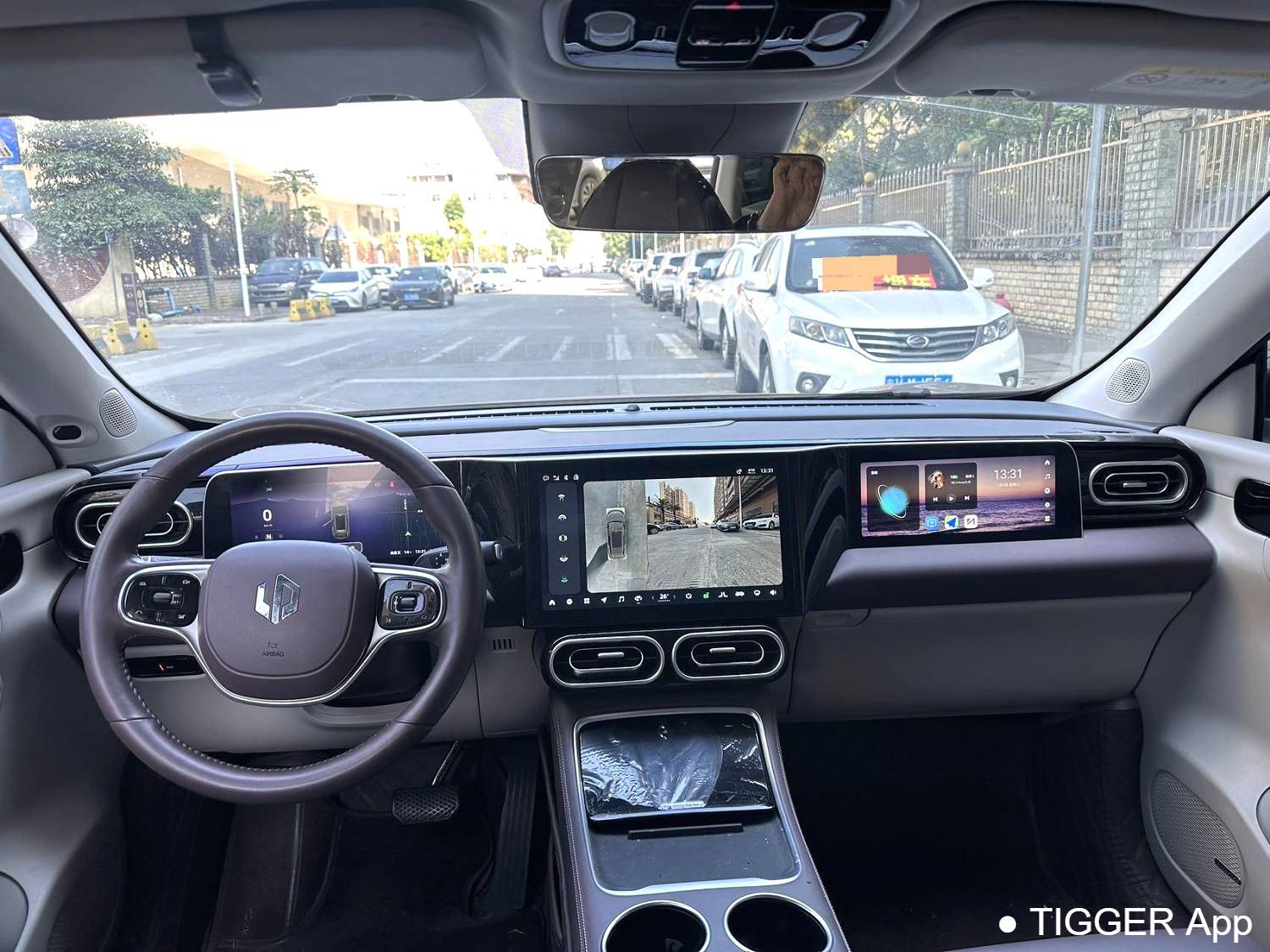 LEAP 2023 C11 300 Comfort Edition Automatic Transmission