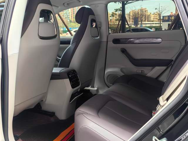 LEAP 2024 C11 300 Premium Edition Automatic Transmission