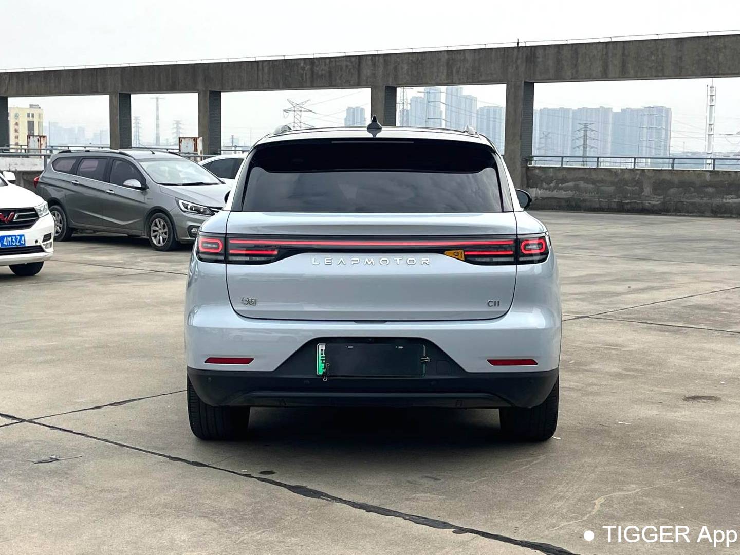 LEAP 2024 C11 580 Premium Edition Automatic Transmission