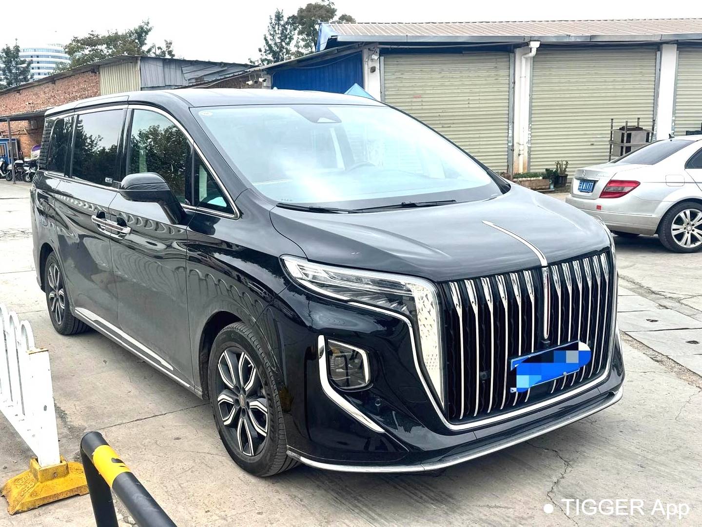 Hong Qi 2023 HQ9 48V 2.0T Intelligent Connection Flag Leading Edition Automatic Transmission