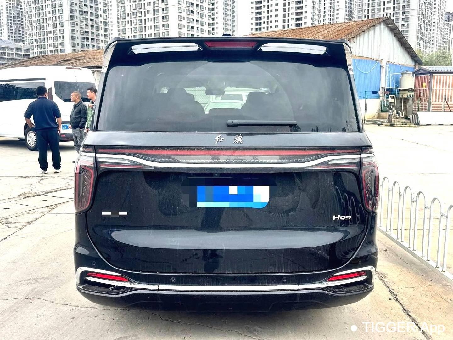 Hong Qi 2023 HQ9 48V 2.0T Intelligent Connection Flag Leading Edition Automatic Transmission