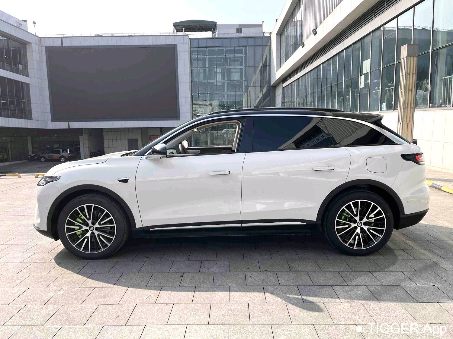 LEAP 2026 C11 300 LiDAR Intelligent Edition Automatic Transmission