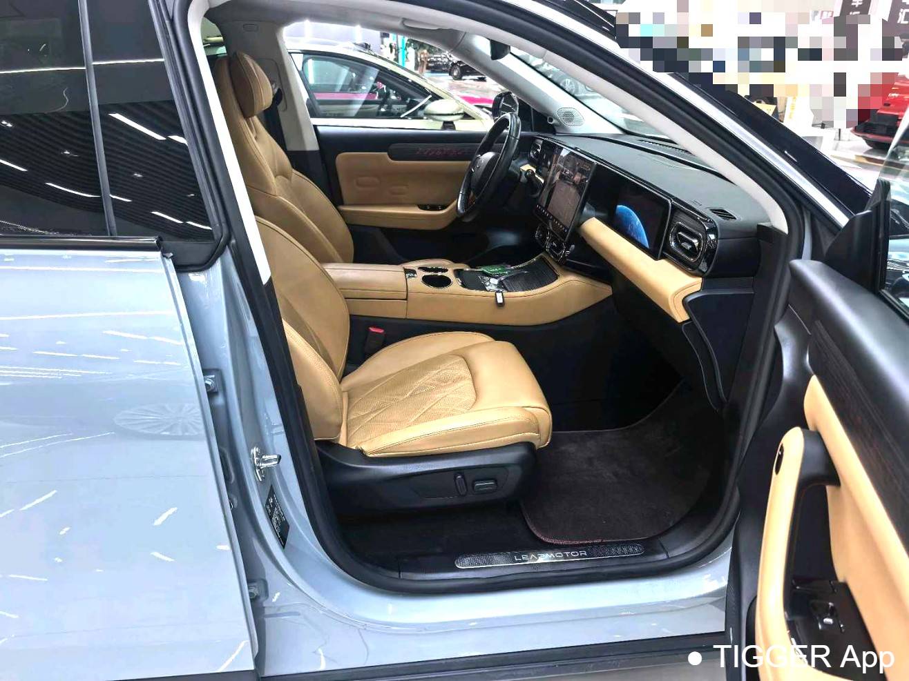 LEAP 2024 C11 580 Premium Edition Automatic Transmission