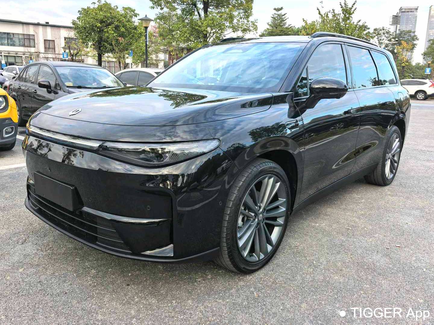 LEAP 2024 C16 520 Premium Edition Automatic Transmission