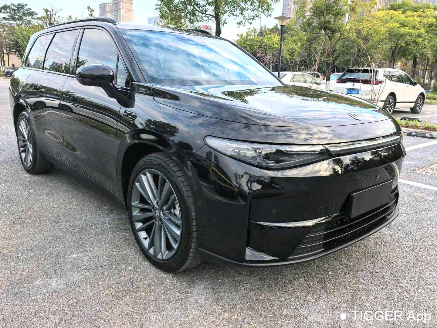 LEAP 2024 C16 520 Premium Edition Automatic Transmission